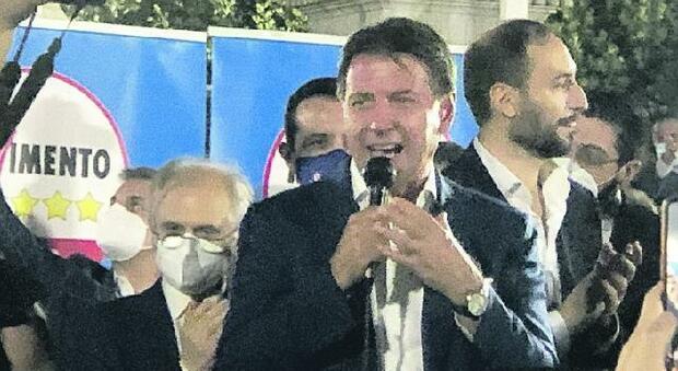 «Voti messi in vendita», deputato M5S denuncia: è allerta in prefettura a Caserta