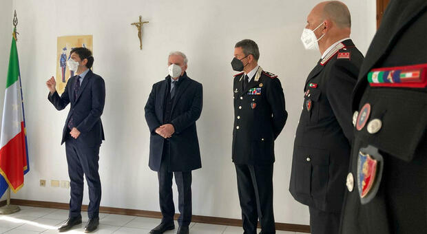 Il ministro Speranza visita i carabinieri del Nas di Latina: «Campagna vaccinale resta priorità»