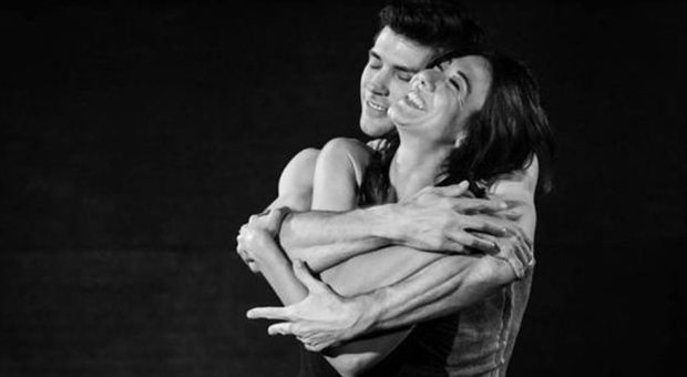 Virginia Raffaele e Roberto Bolle: è Dirty Dancing