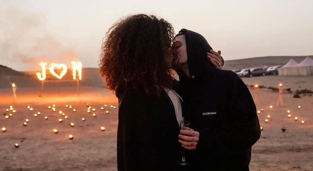 Verratti, Capodanno con proposta di matrimonio: il sì di Jessica in Marocco