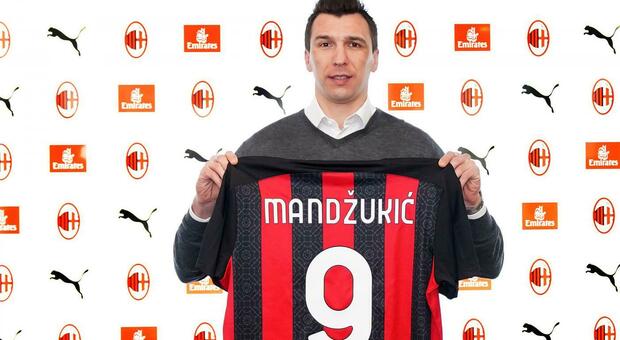 Milan, Mandzukic è ufficiale: ha scelto la maglia numero 9