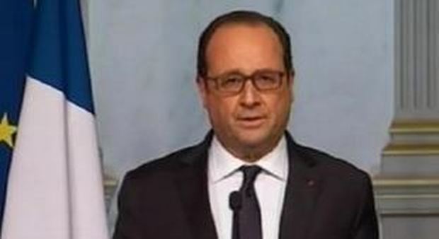 Valanga travolge studenti, il cordoglio di Hollande