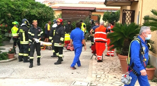Velletri, morto il 15enne che si diede fuoco nel cortile di casa «Forse è stato un incidente»
