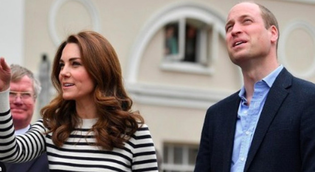 Royal Family sotto attacco: Harry e Meghan sarebbero stati usati per distrarre i sudditi dalla relazione extraconiugale di William»
