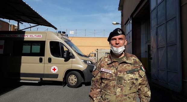 Coronavirus, l'infermiere della Croce Rossa: «A Bergamo ho visto l'inferno: c'erano morti dappertutto»