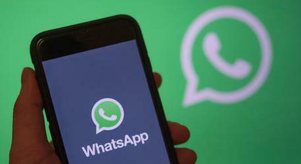 WhatsApp lancia per tutti i suoi utenti una nuova funzione che permetterà di inviare foto e video che scompariranno dopo essere stati visualizzati