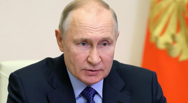 «Putin colpito da arresto cardiaco»: l'indiscrezione dalla Russia: si è accasciato sul pavimento ed è stato rianimato
