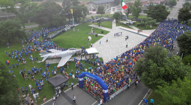 Run51, più di tremila runner all'aeroporto militare di E un