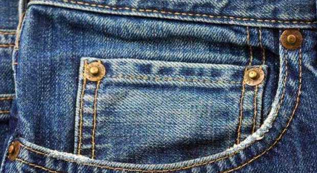 A cosa serve il mini taschino dei jeans? Ecco la risposta della Levi's