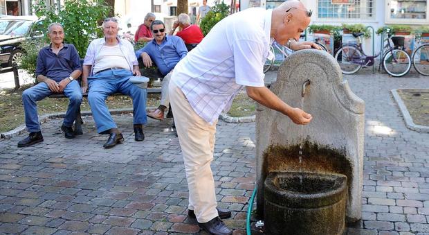 Rieti, un rubinetto a pulsante nelle fontanelle pubbliche per risparmiare acqua: ne discuterà il consiglio