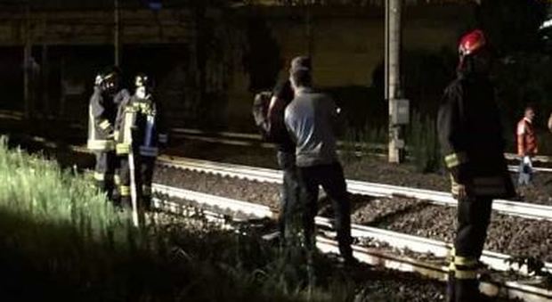 Ragazzo travolto da un treno in stazione: è gravissimo