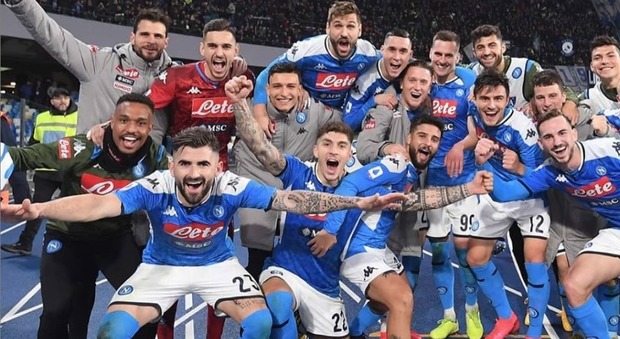 Napoli-Juve, la gioia corre sui social: «Questa notte è tutta azzurra»