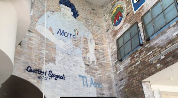 Soccavo, un murales per Maradona per far recuperare il Centro Paradiso