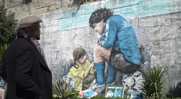 Il murale di Maradona a Soccavo