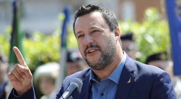 Salvini: «Doveroso segnalare i giudici che fanno politica». Bonafede: «Ce ne sono pochi»