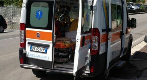 Ragusa, scontro tra auto e scooter: muore 14enne