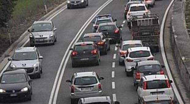 Ancona, incidente sulla Variante Coinvolte 4 auto, traffico caos