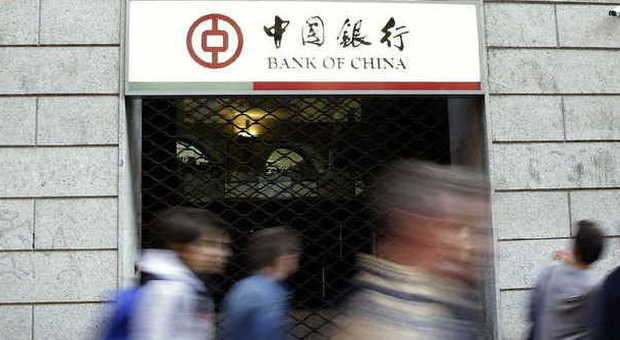 Riciclaggio, oltre 4 miliardi trasferiti illecitamente da Italia a Cina: rinvio a giudizio per Bank of China e 297 persone