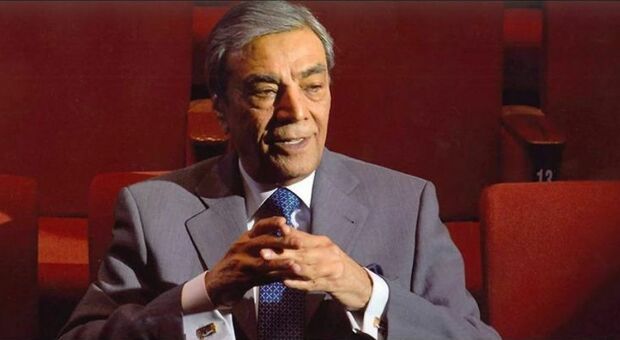 Zia Mohyeddin, morto l'attore star di Lawrence D'Arabia: aveva 91 anni