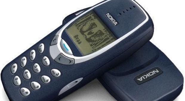 Basta smartphone, Nokia pensa al rilancio del 3310: torna anche Snake?