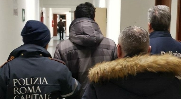 Roma, tenta di violentare 17enne spagnola a Porta Cavalleggeri: commesso arrestato