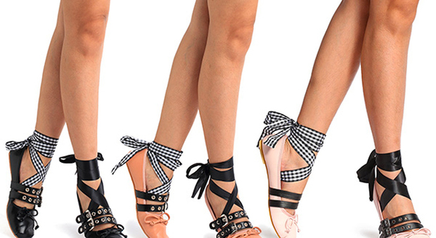 Trend scarpe: tutte pazze per le ballerine di Miu Miu