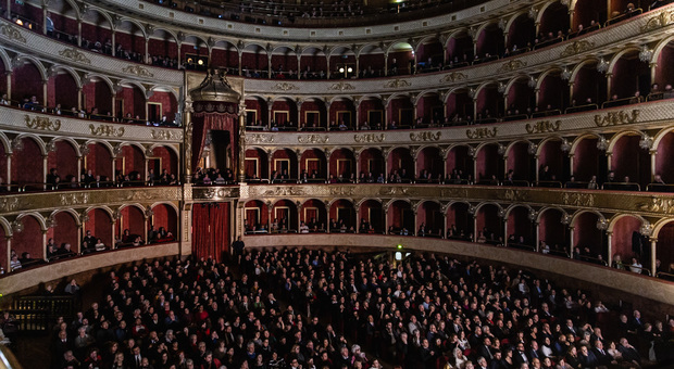 Sold out nel week end all’Opera di Roma per La traviata in scena fino al 26 gennaio