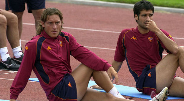 Quando Guardiola alla Roma giocava (poco) con Francesco Totti e il giovane De Rossi