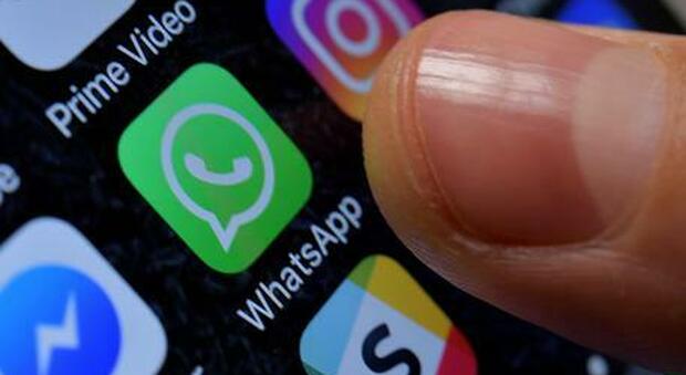 WhatsApp prepara una funzione per inviare foto o video che si autodistruggono