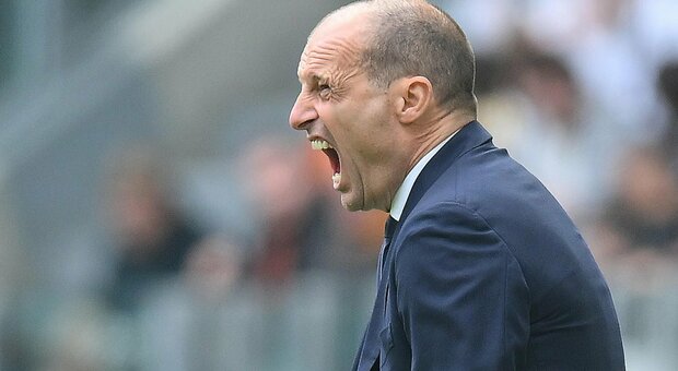 Psicodramma Juve, con il Genoa solo 0-0 tra i fischi dello Stadium. Vlahovic espulso, salterà la Lazio