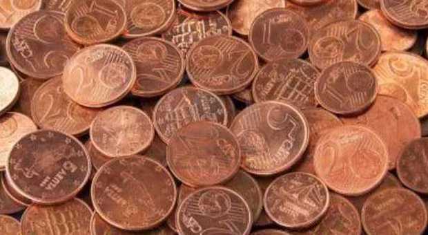 Addio alle monete da 1 e 2 centesimi: «Sospenderne il conio»