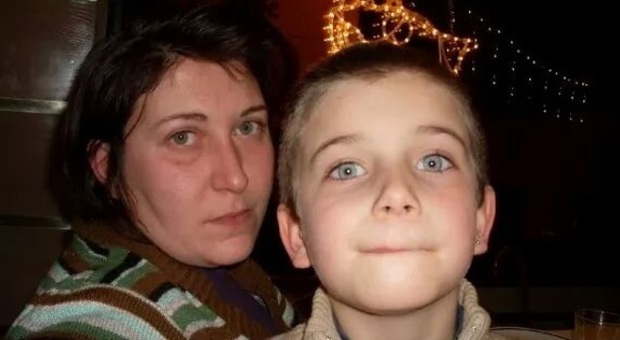 Ucciso dalla mamma a 13 anni "Volevano portarmelo via"