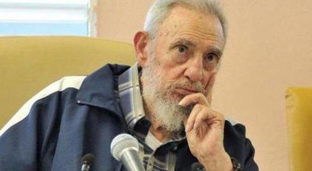 Fidel Castro riappare in pubblico: è la prima volta dopo 14 mesi