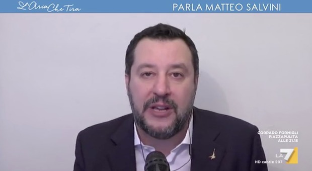 Coronavirus, Matteo Salvini: «Spero che nessuno approfitti del virus per togliere potere ai sindaci e alle regioni»