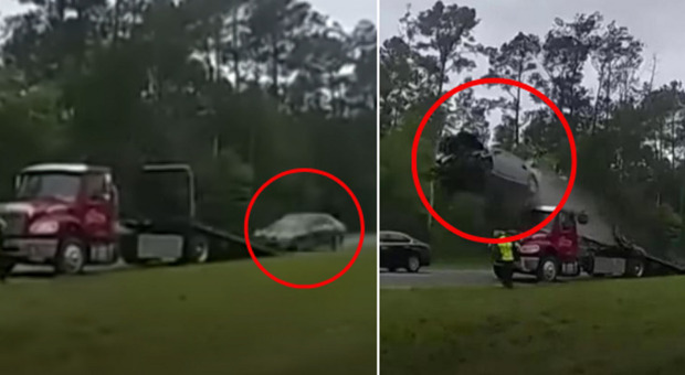 Incidente choc sfiorato: il conducente non vede la rampa del carroattrezzi e prova a compiere una manovra da stuntman