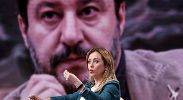 Giorgia Meloni gela Salvini: «La citofonata? Io non lo avrei fatto»
