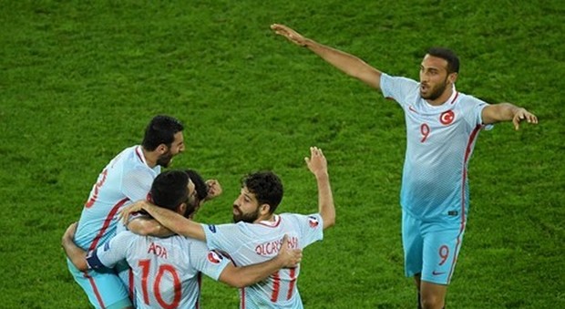 La Turchia batte 2 a 0 la Rep.Ceca e ora spera nella qualificazione