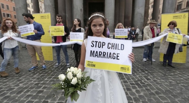 Spose bambine, dramma senza fine: sempre più adolescenti muoiono di parto