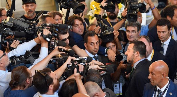 Salvini a Cernobbio dal palco annuncia.....di essere diventato zio «Mia sorella fa salire la natalità in Italia»