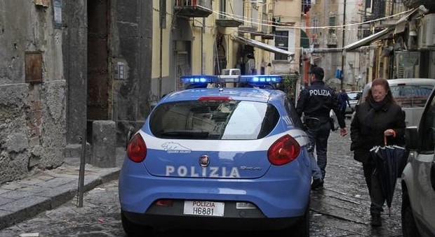Napoli, agguato nel rione Sanità: ferito il figlio del boss Sequino