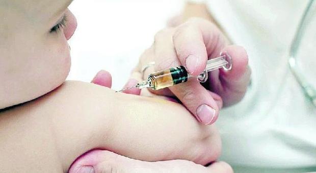 Vaccini infantili in calo in tutta Italia: “Rischio infezioni sempre più alto”