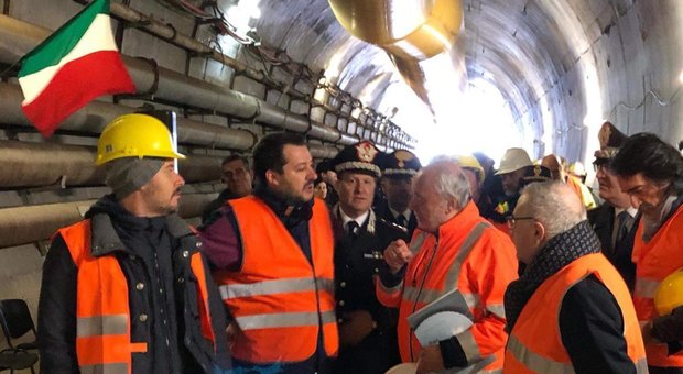 Tav, Salvini a Chiomonte: «Si faccia». Di Maio non va. Tensioni al cantiere