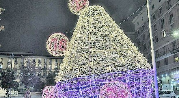 Natale senza luci, la rivolta delle griffe: «Uno scandalo»