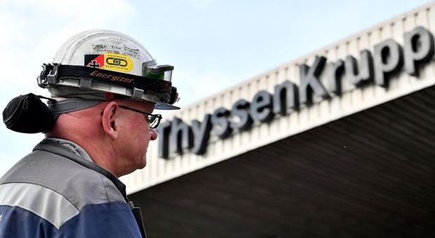 Thyssenkrupp cede divisione elevator ai fondi di private equity