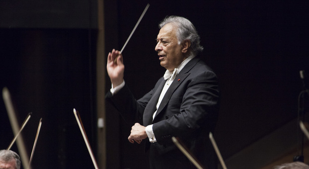 Il grande Maestro Zubin Mehta alla guida dell’Orchestra e Coro del Maggio Musicale Fiorentino allo Sferisterio