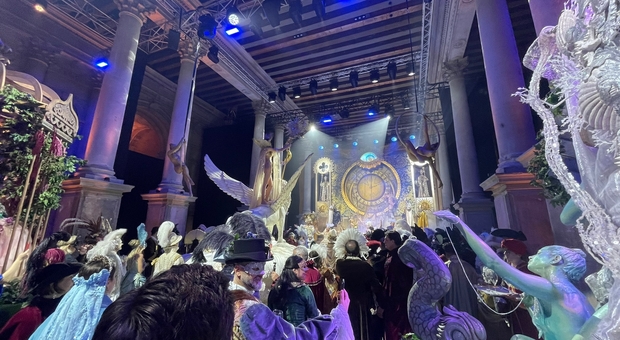 Carnevale di Venezia. I grandi deejay animano le feste in palazzi e hotel, stilisti e costumisti all'opera per party "a tema"