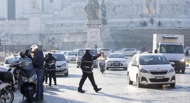 Smog: Torino, Milano e Napoli le peggiori città europee. Roma come Parigi