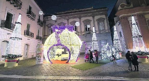 Natale a Benevento, scatta il piano B: ecco gli alberi luminosi