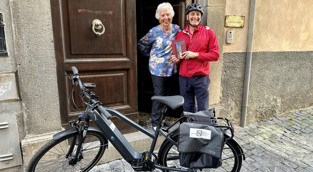 A Orvieto i libri arrivano a casa in bicicletta. Iniziativa della Biblioteca "Luigi Fumi"