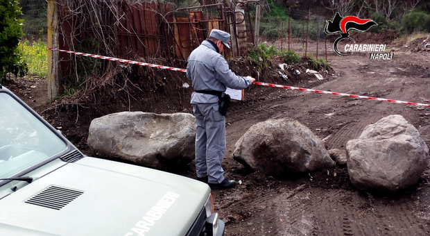 Parco Vesuvio, scoperte con i droni due discariche abusive di rifiuti